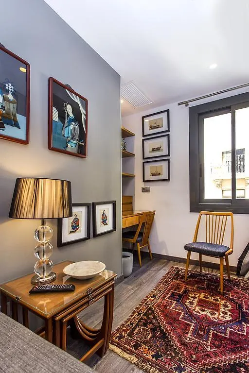 1 Bedroom Apartment Carrer Del Poeta Cabanyes Barcelona 0*,  Spanien