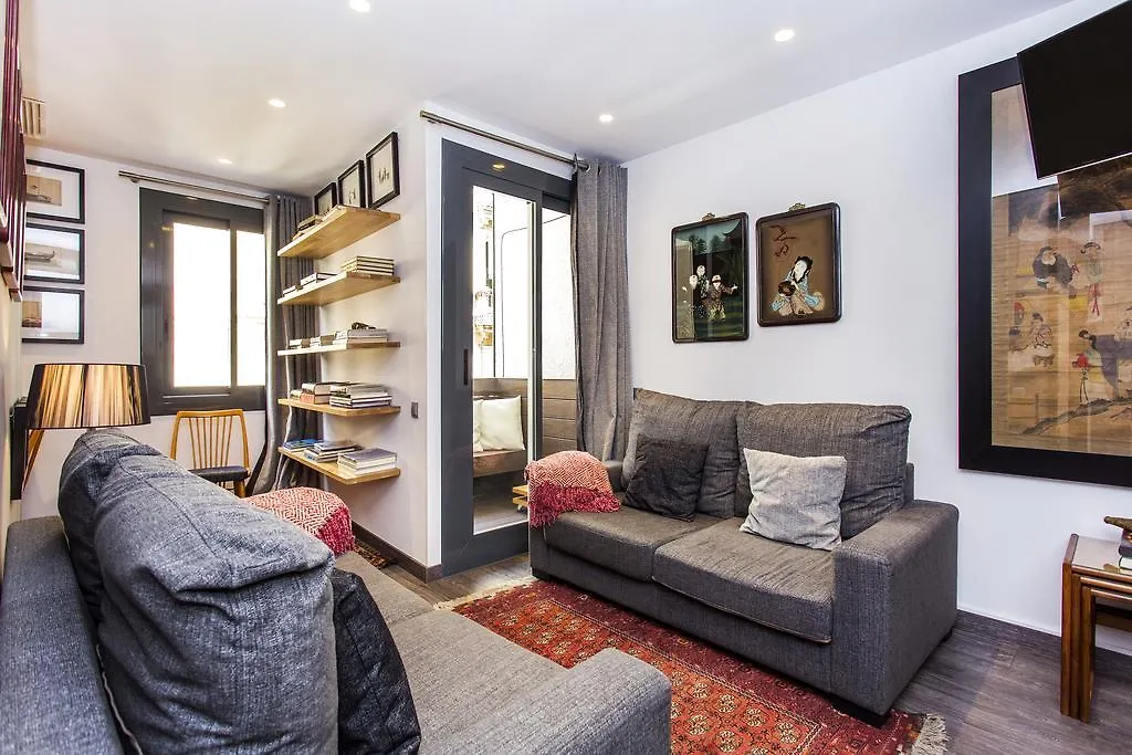 1 Bedroom Apartment Carrer Del Poeta Cabanyes Barcelona