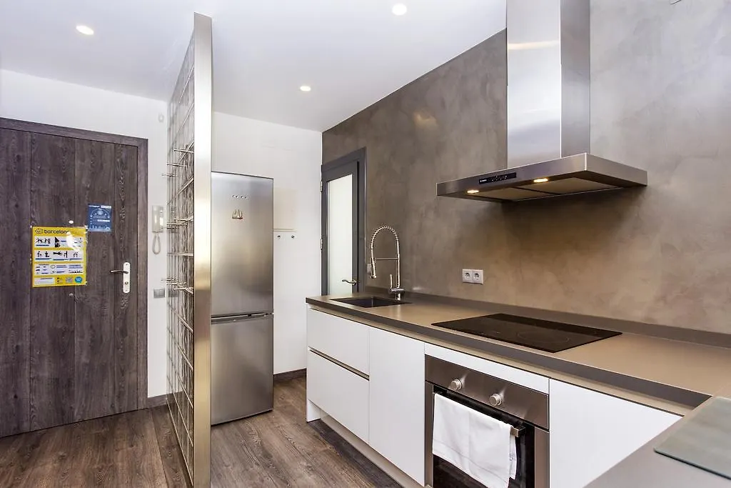 1 Bedroom Apartment Carrer Del Poeta Cabanyes Barcelona